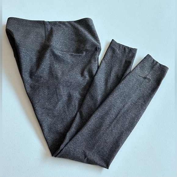Nike Pants - Nike Womens Pants Running Dri-Fit Training
Athletic Workout size Small